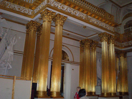 Hermitage Gold Columns